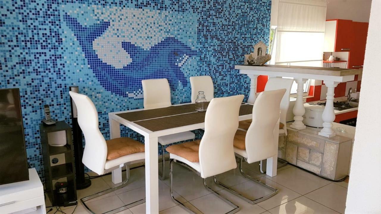 Apartment Maslenica, Near Zadar Екстериор снимка